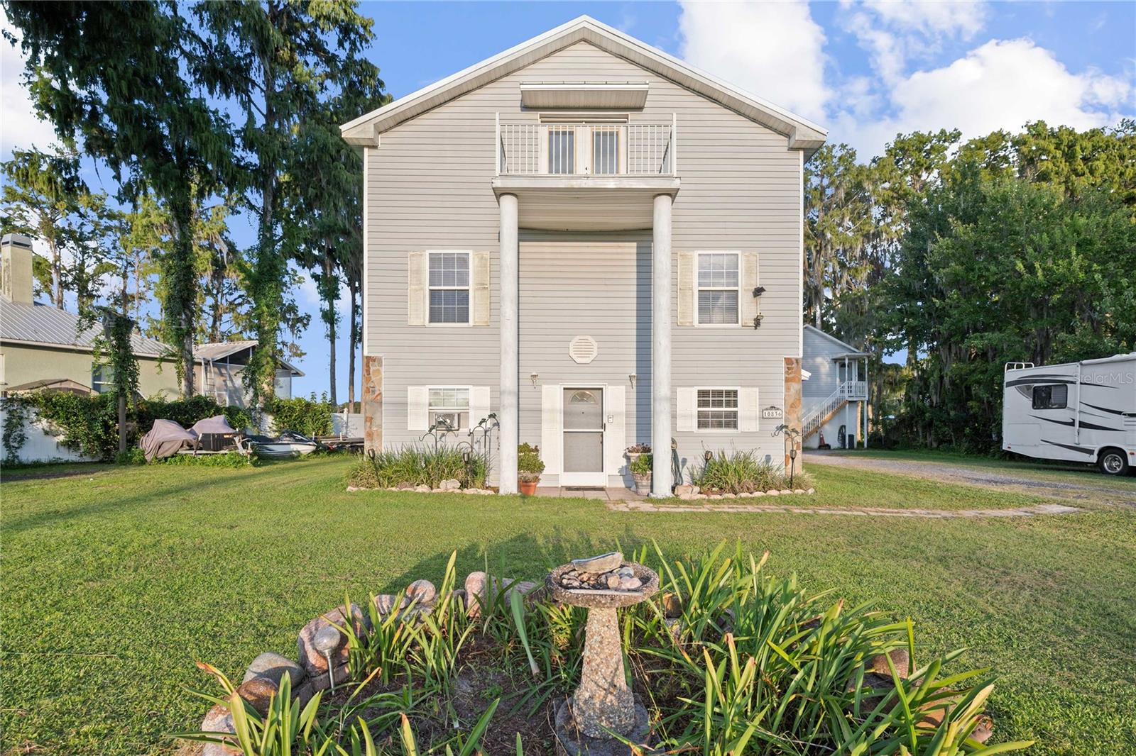 HIGHWAY LAKE ESTATES - Residential