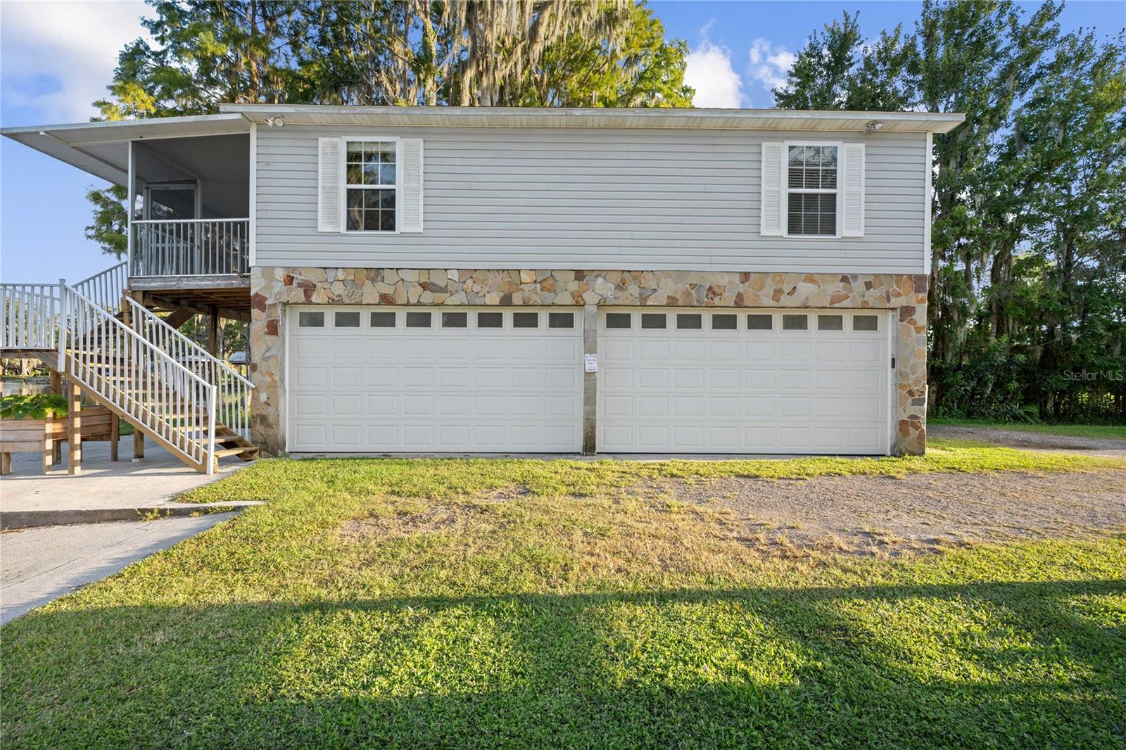 HIGHWAY LAKE ESTATES - Residential