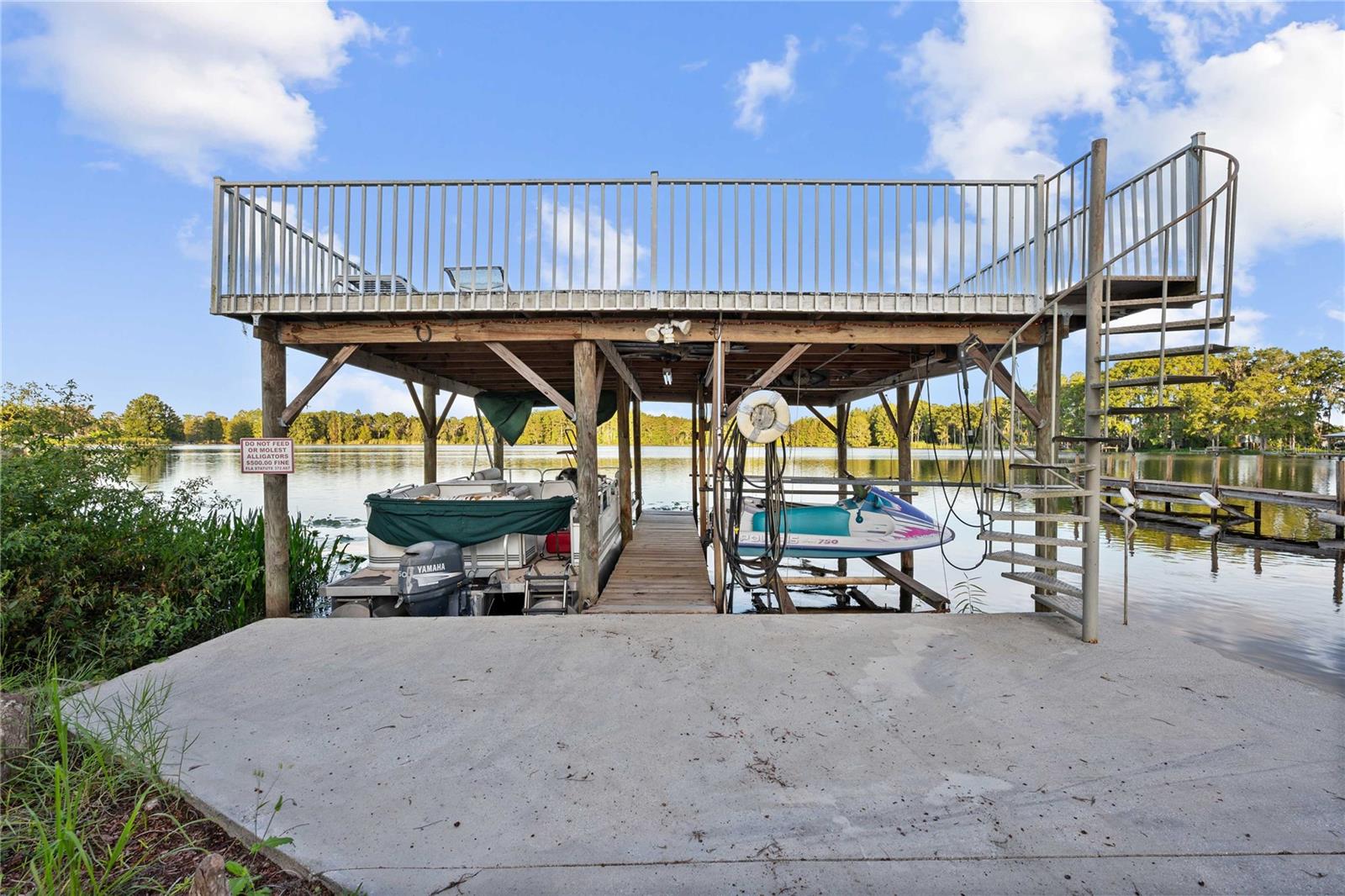 HIGHWAY LAKE ESTATES - Residential