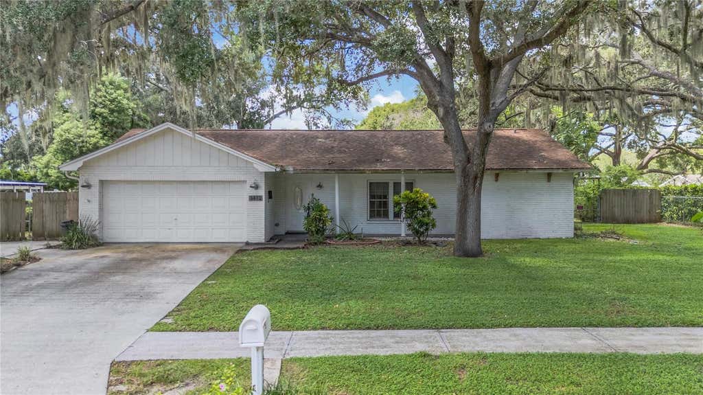 Photo of 3412 Little Oak Street, Valrico, FL 33596 (MLS # TB8536607)