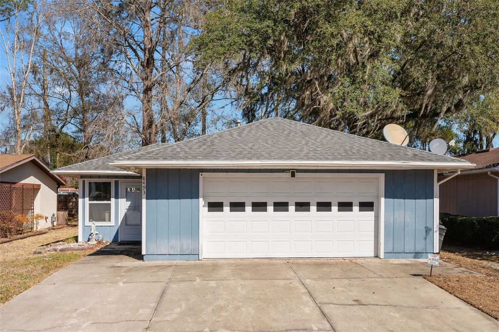 Photo of 8493 NW 37th Terrace, Gainesville, FL 32653 (MLS # GC537425)