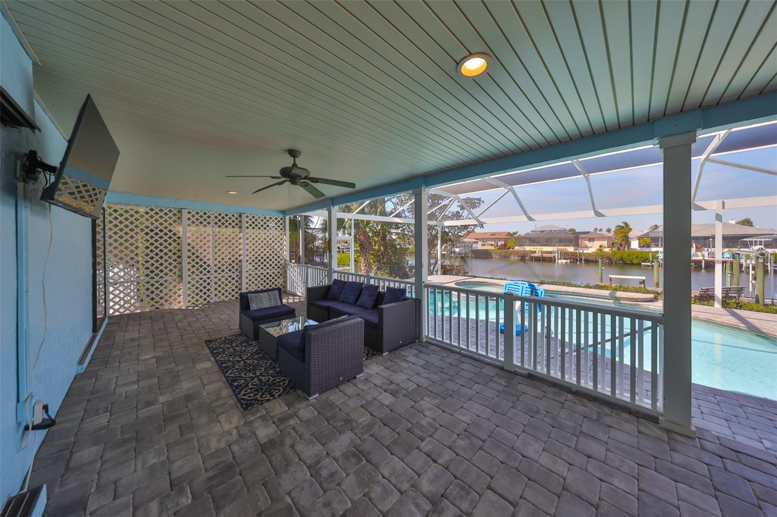 A RESUB OF A POR OF APOLLO - Residential Lease