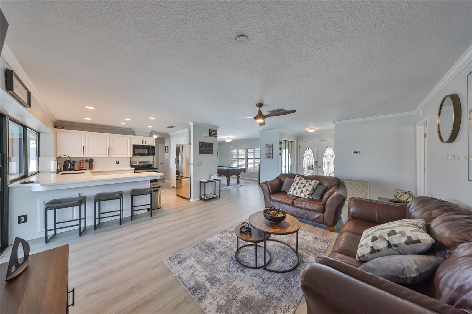 A RESUB OF A POR OF APOLLO - Residential Lease