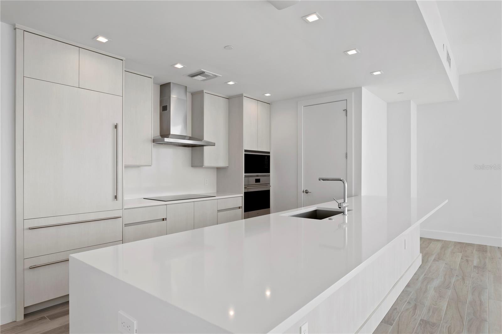 MARINA POINTE EAST A CONDOMINIUM - Residential