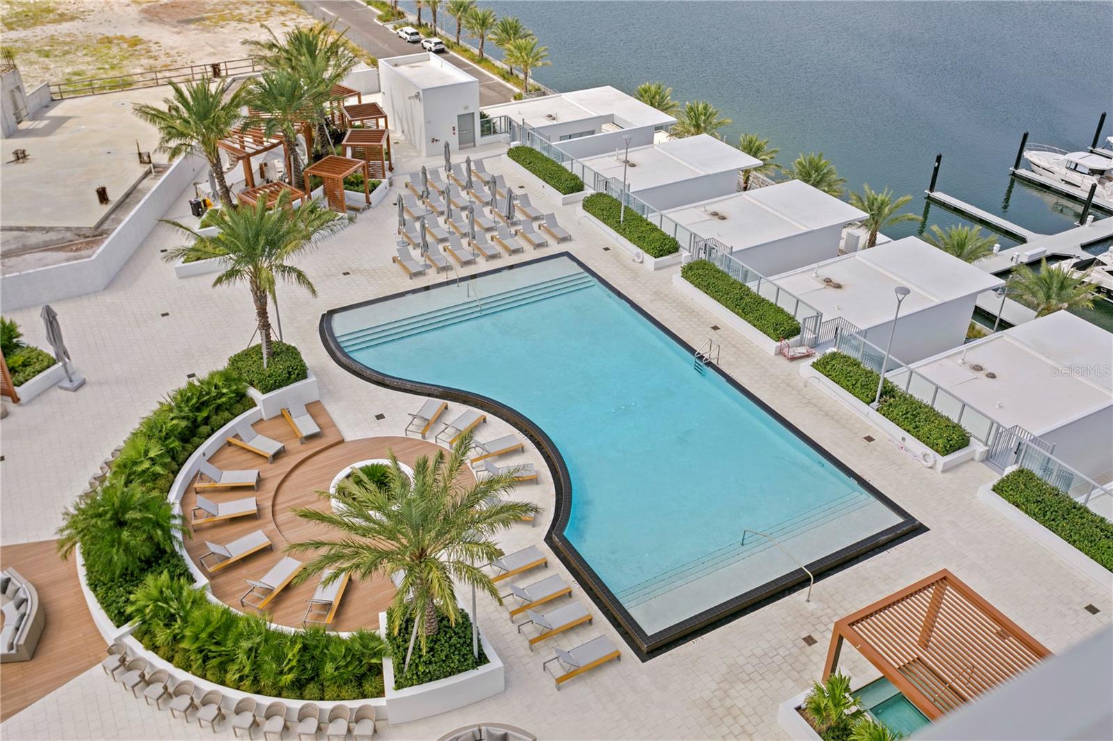 MARINA POINTE EAST A CONDOMINIUM - Residential