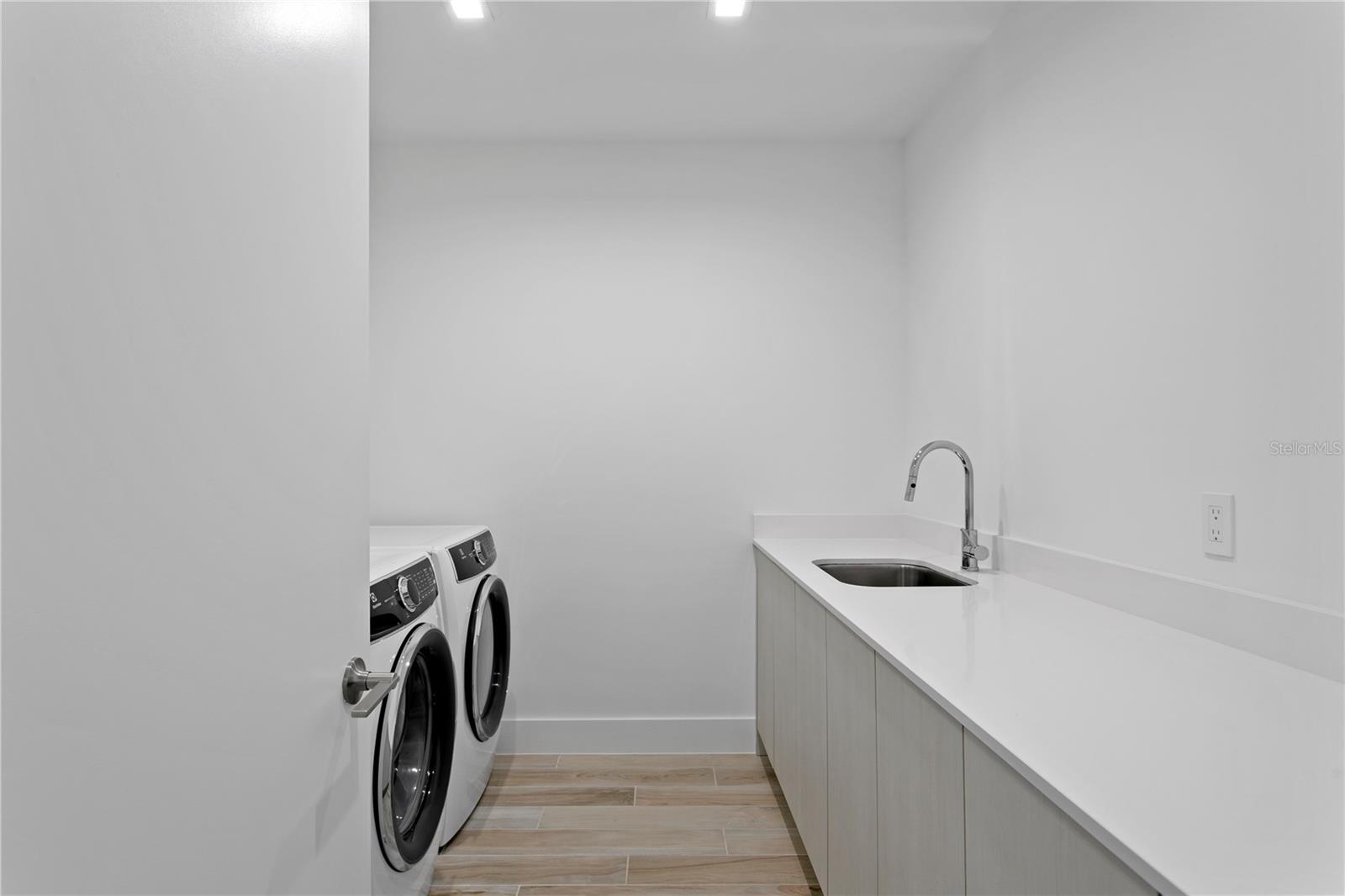 MARINA POINTE EAST A CONDOMINIUM - Residential