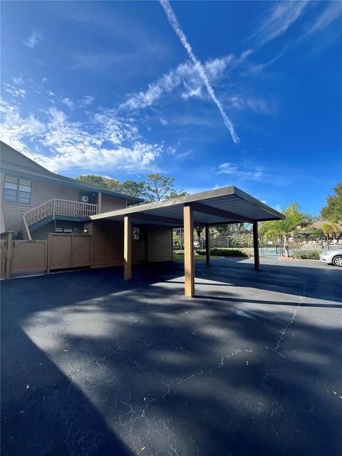 1805 E LENNOX ROAD E 1805 PALM HARBOR FL 34683