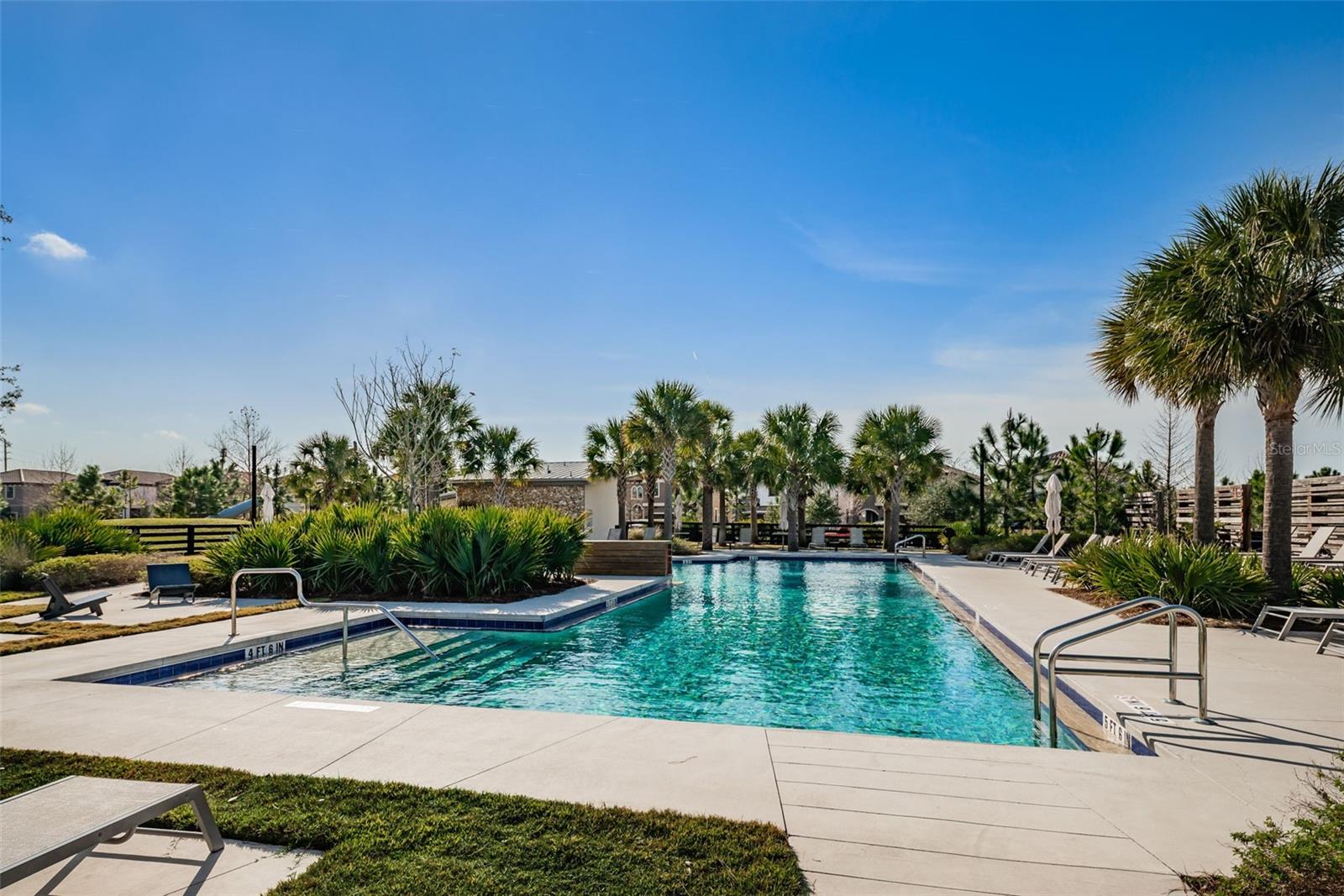 STARKEY RANCH - Residential