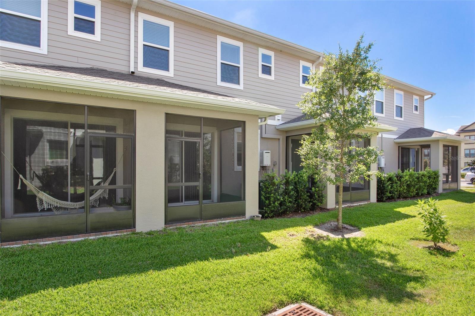 FISHHAWK RANCH WEST TWNHMS - Residential