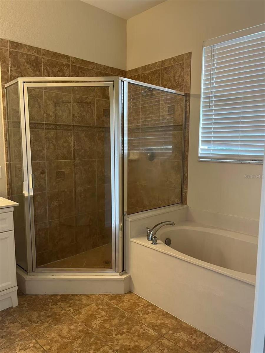 SAIL HARBOUR/HEALTHPARK - Residential