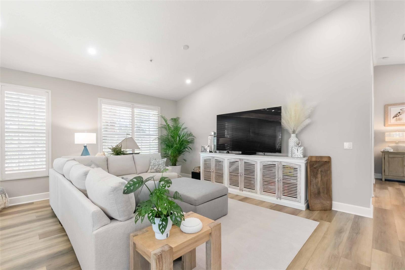 OCEAN VIEW - Residential