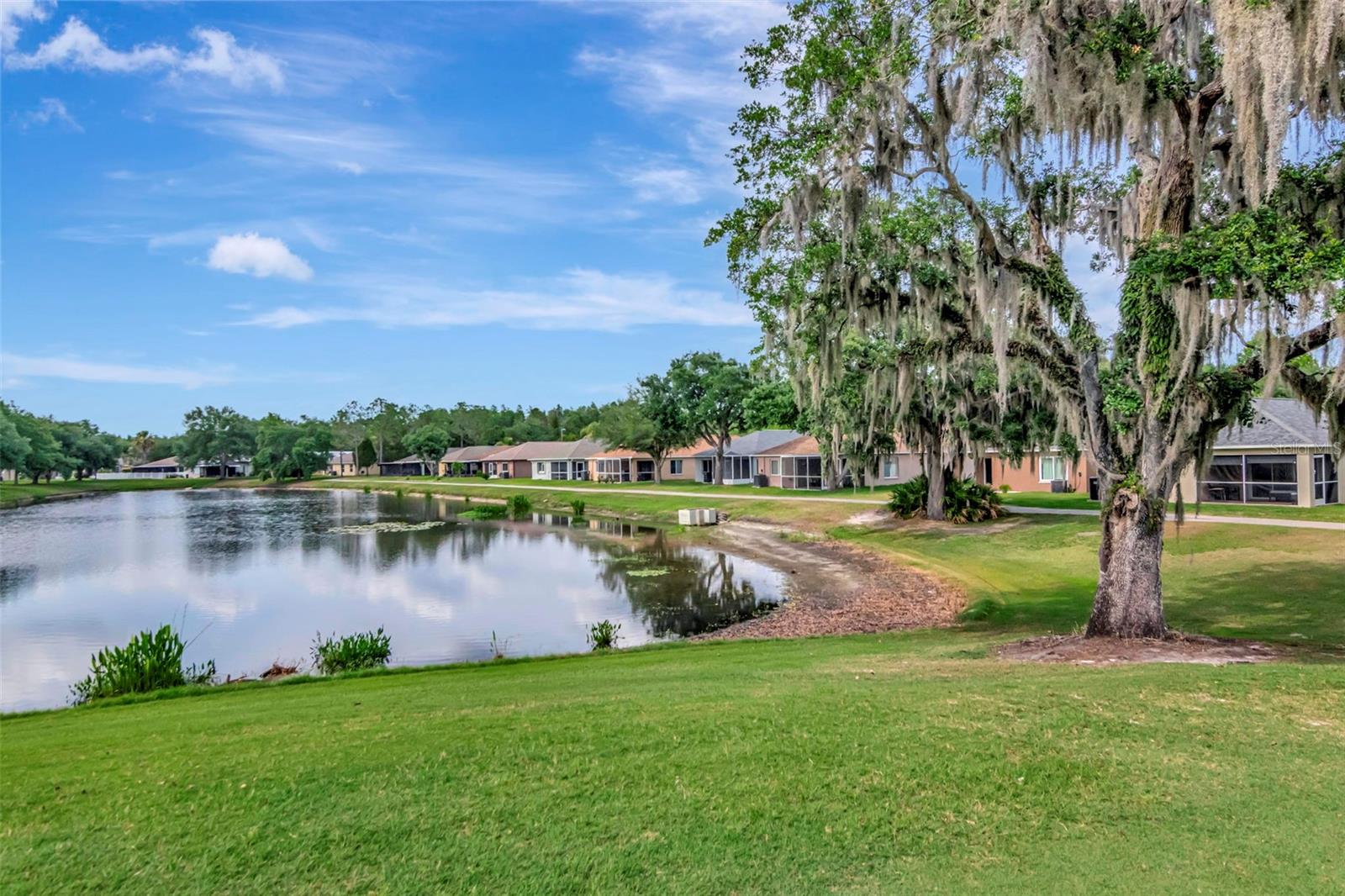 HERITAGE ISLES PH 2E - Residential