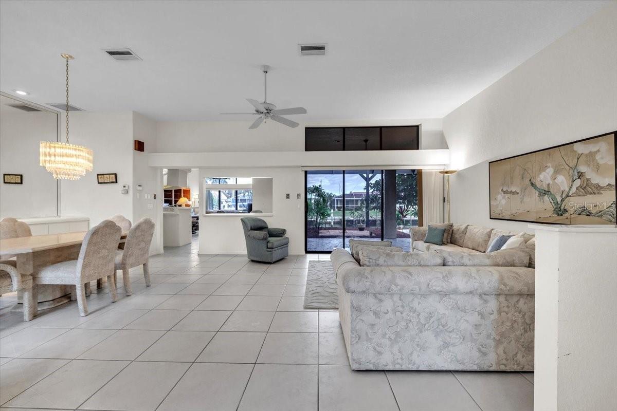 2826 LA MANCHA COURT