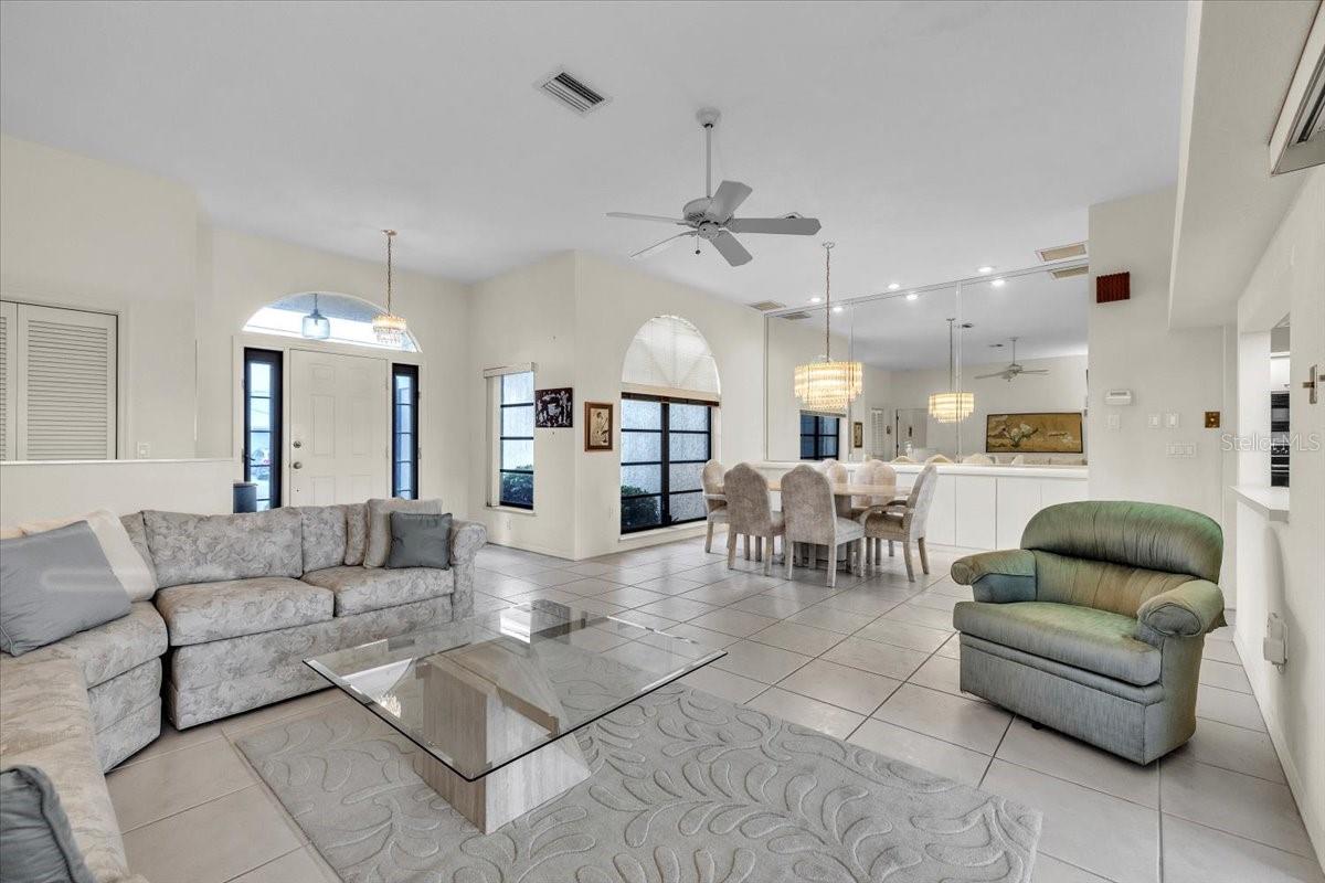 2826 LA MANCHA COURT