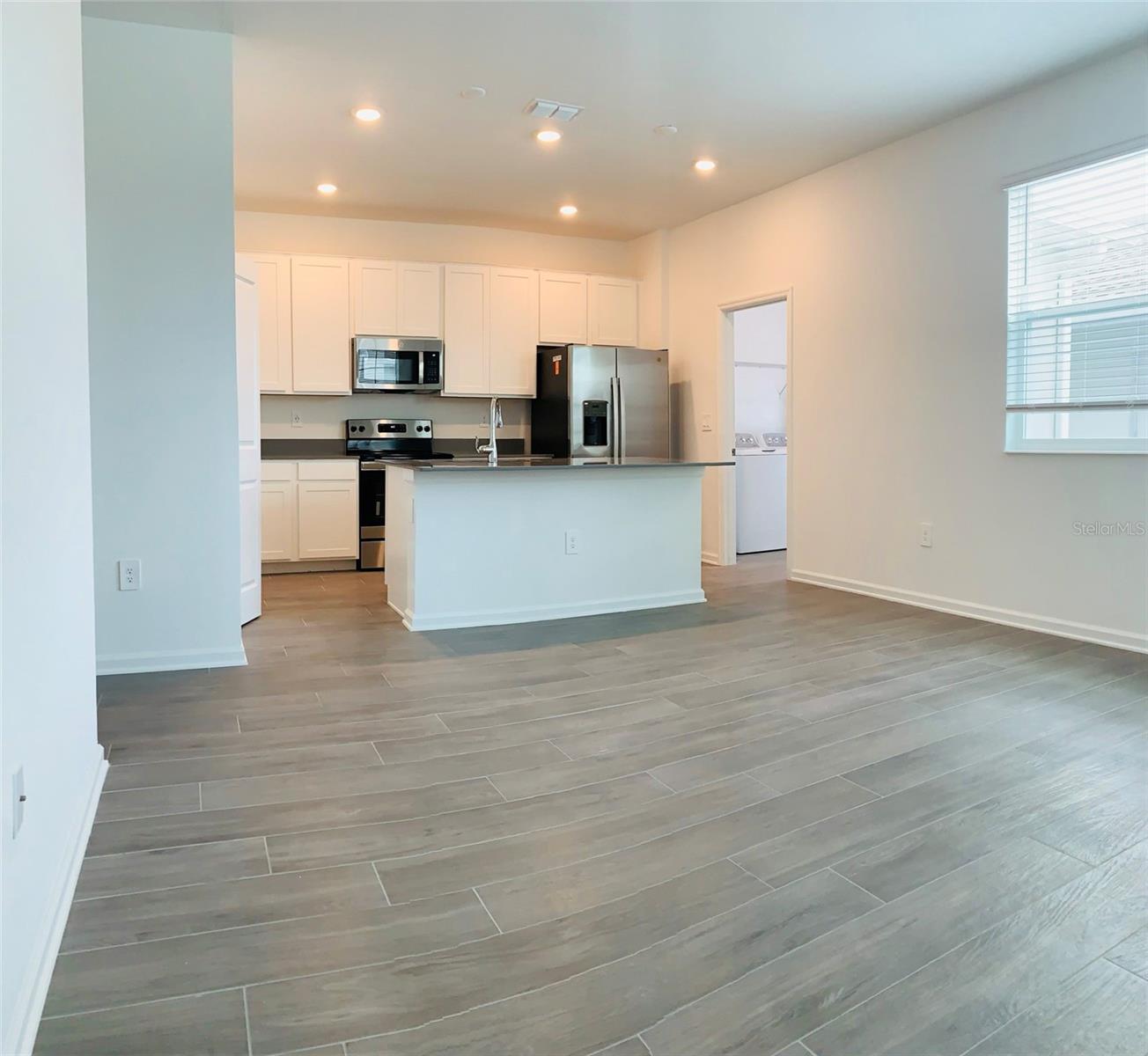 STOREY GROVE - Residential Lease