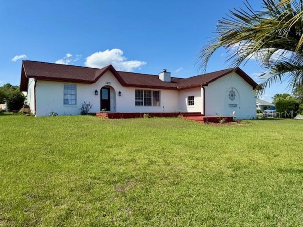 Photo of 8770 SW 196th Terrace Road, Dunnellon, FL 34432 (MLS # OM702652)