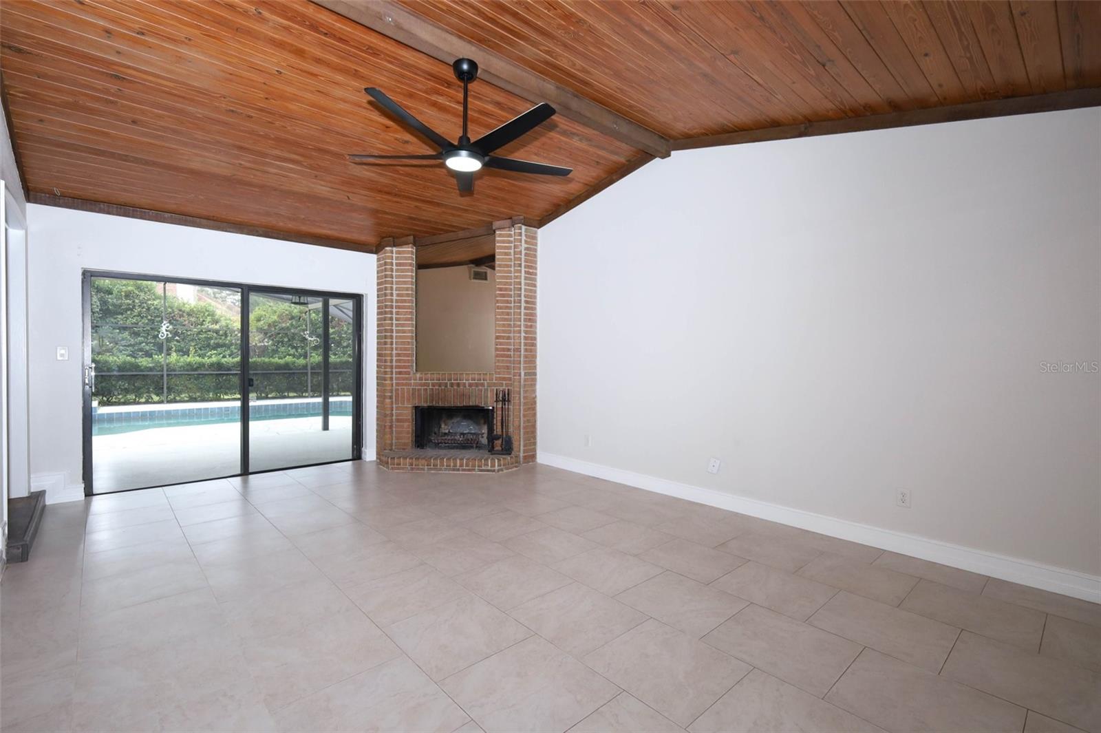 TUSKAWILLA POINT - Residential