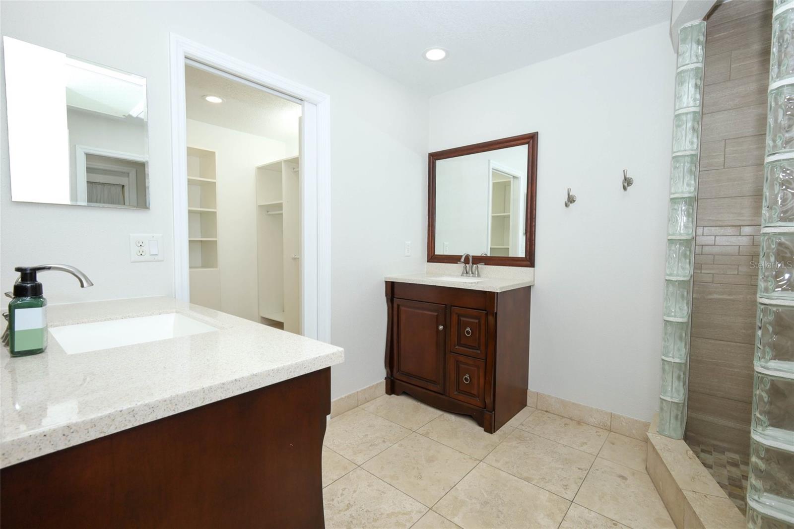 TUSKAWILLA POINT - Residential