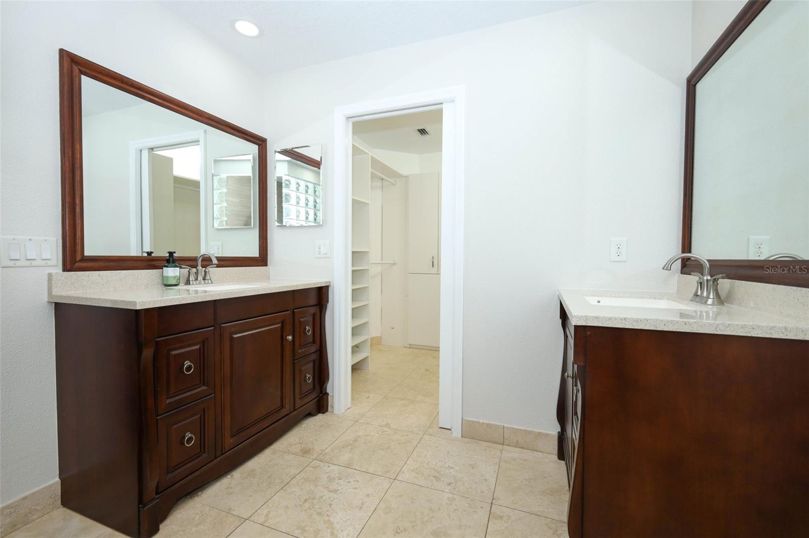 TUSKAWILLA POINT - Residential