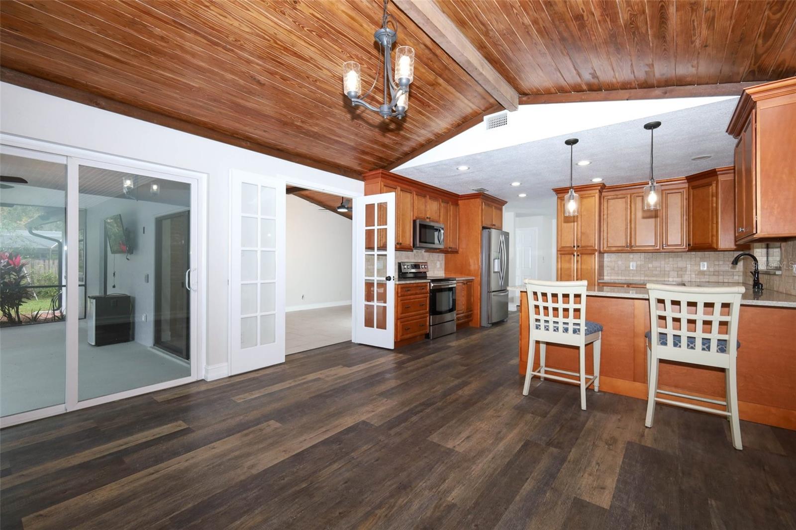 TUSKAWILLA POINT - Residential