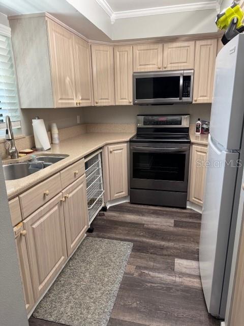 9860 62ND TERRACE N 1036