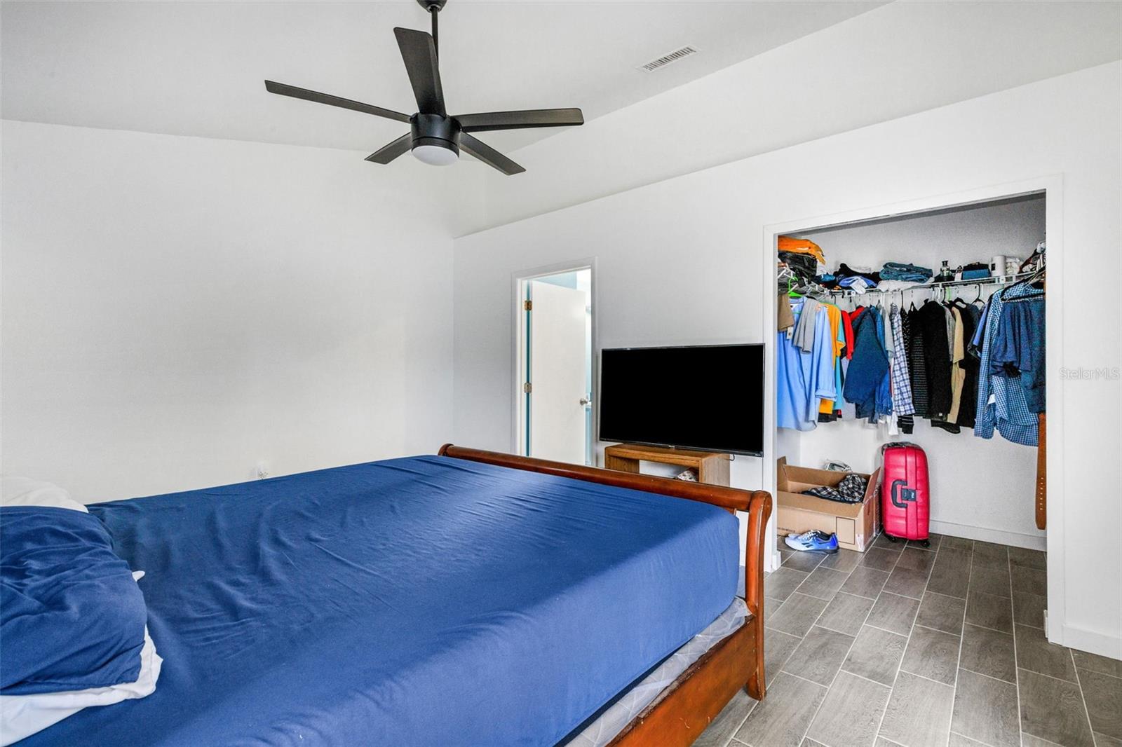 BRADEN RIVER LAKES - Residential