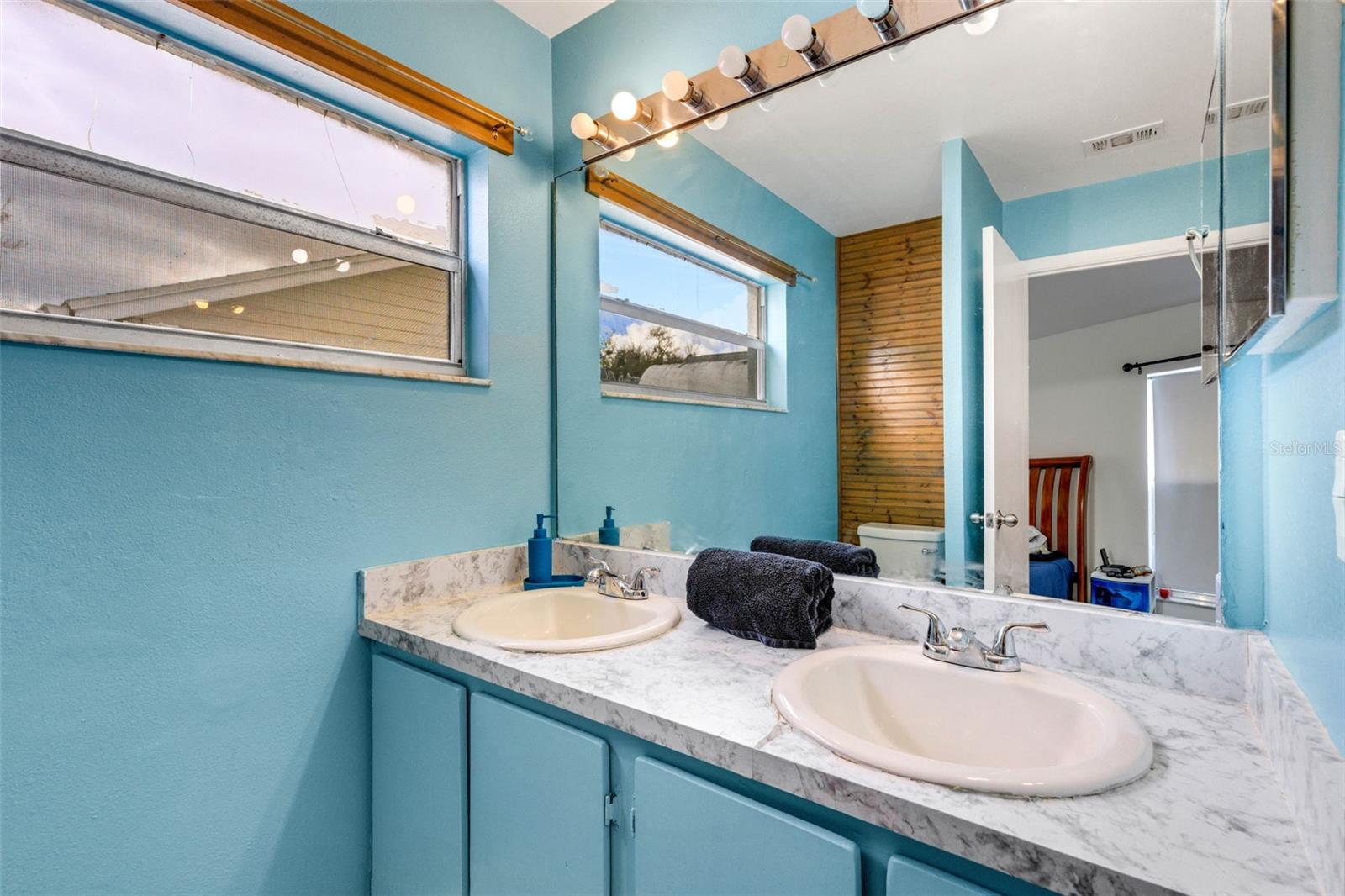 BRADEN RIVER LAKES - Residential