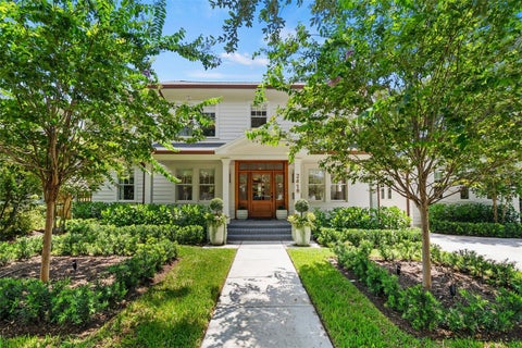 5 beds bed, 5.5 baths bath property at 2418 W Watrous Avenue, Tampa, FL 33629
