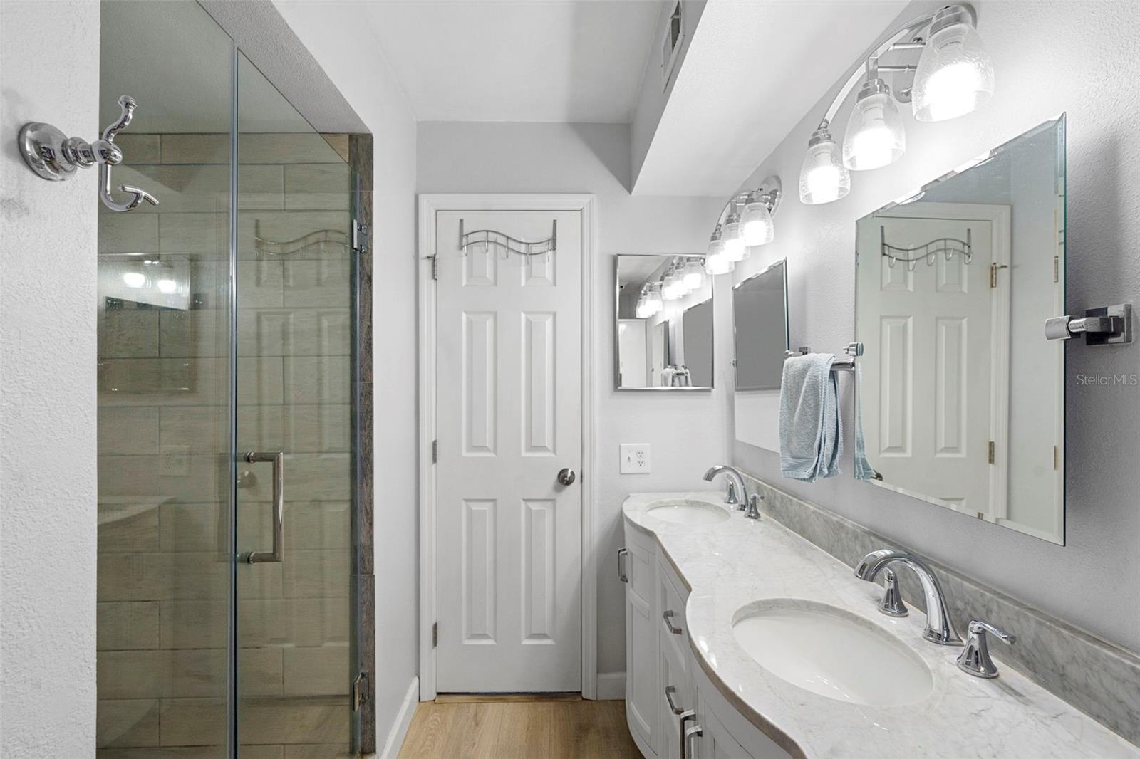 DELESPINE ON INDIAN RIVER - Residential