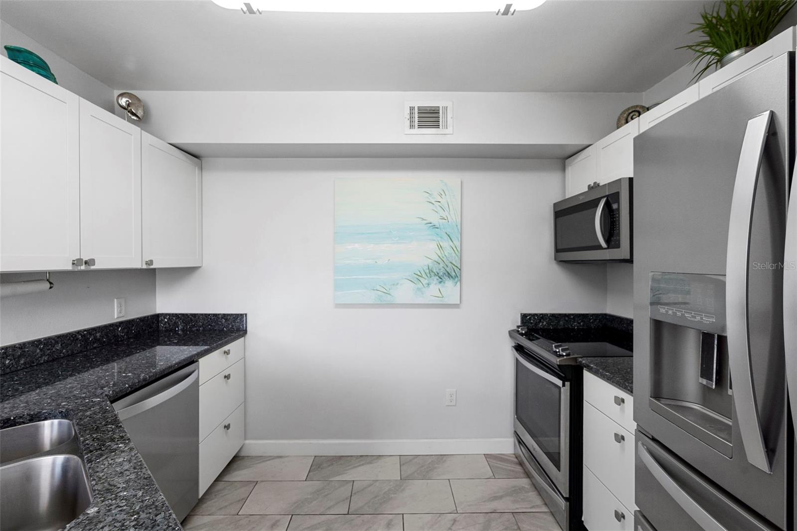 DELESPINE ON INDIAN RIVER - Residential