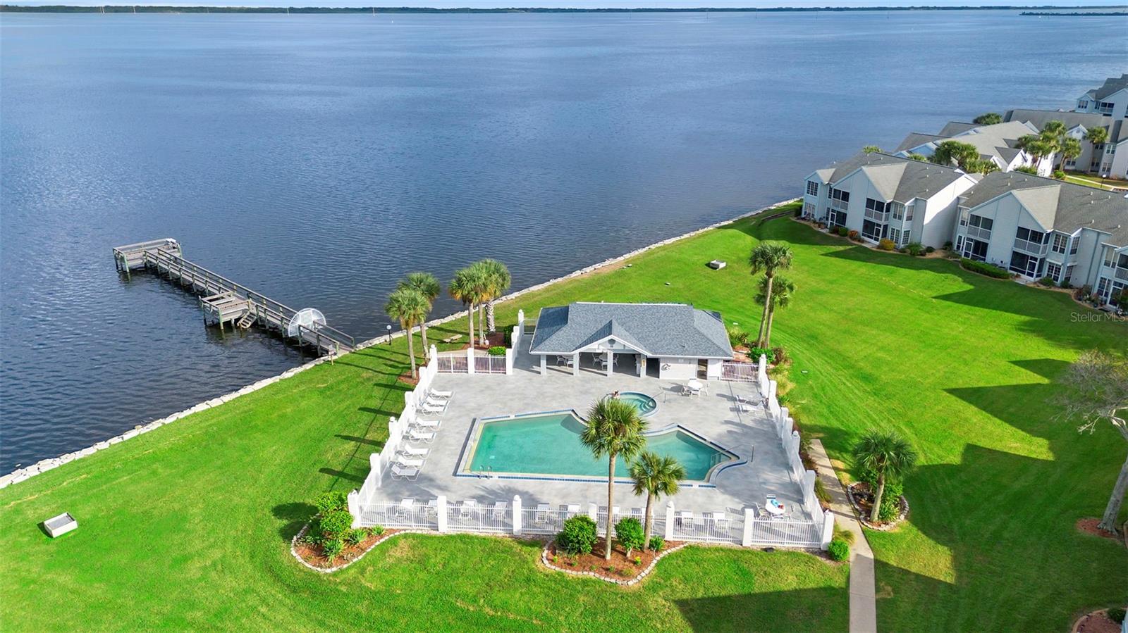 DELESPINE ON INDIAN RIVER - Residential