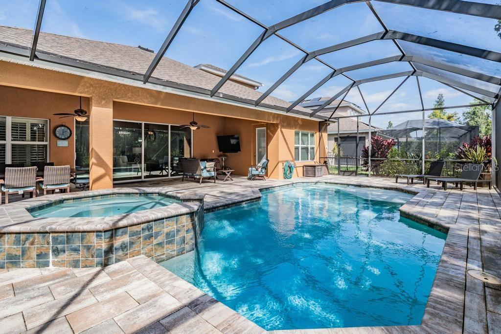 19402 AUTUMN CHASE COURT