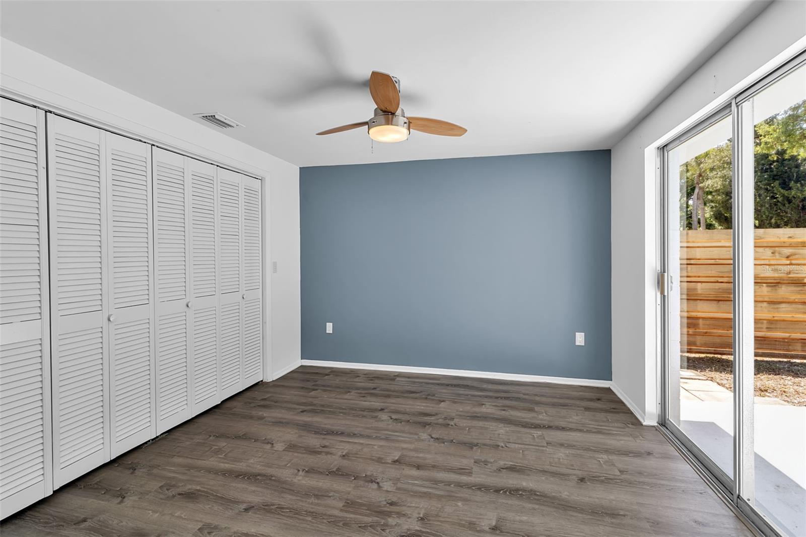 SYLVAN SHORES - Residential