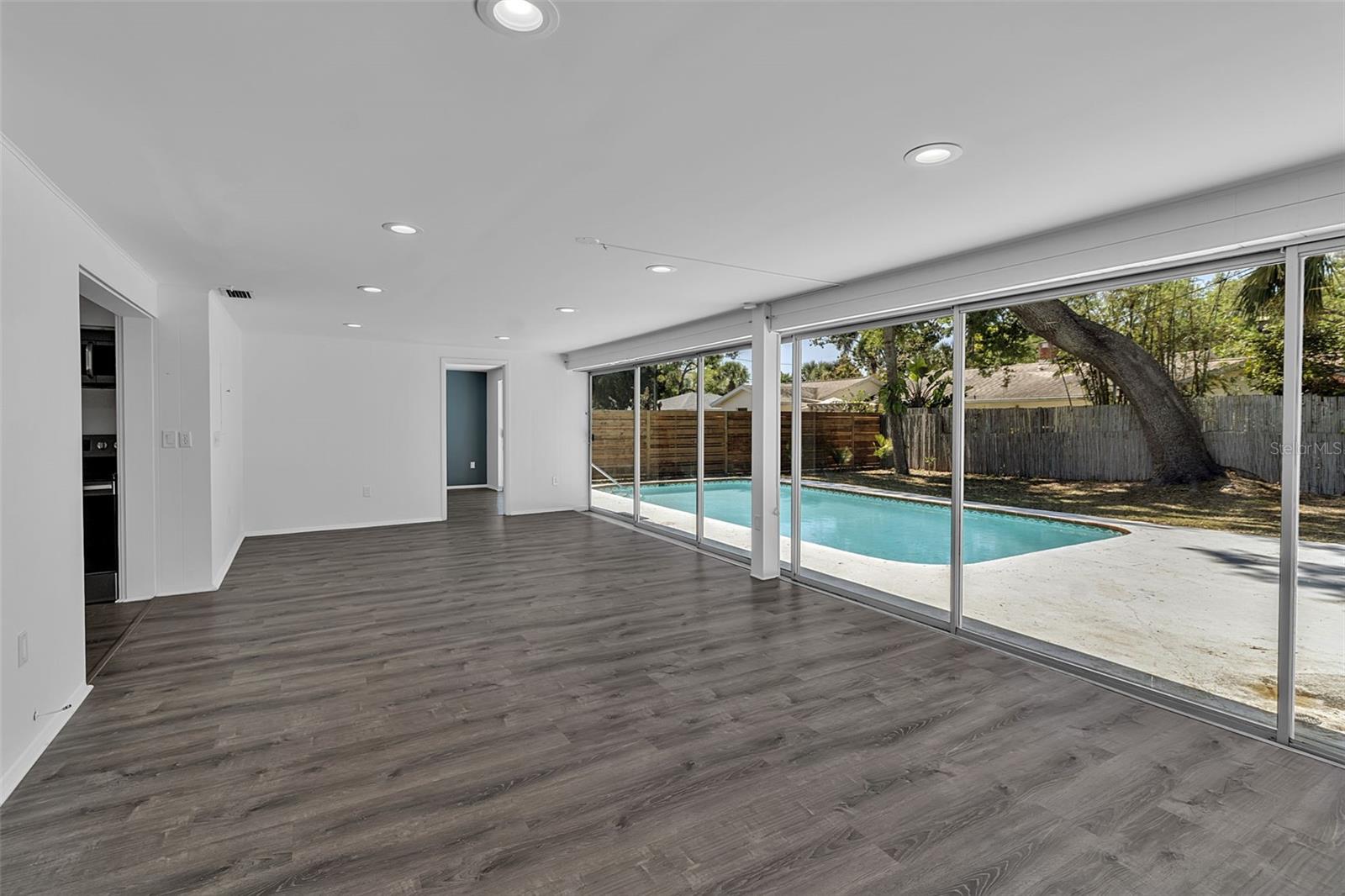 SYLVAN SHORES - Residential