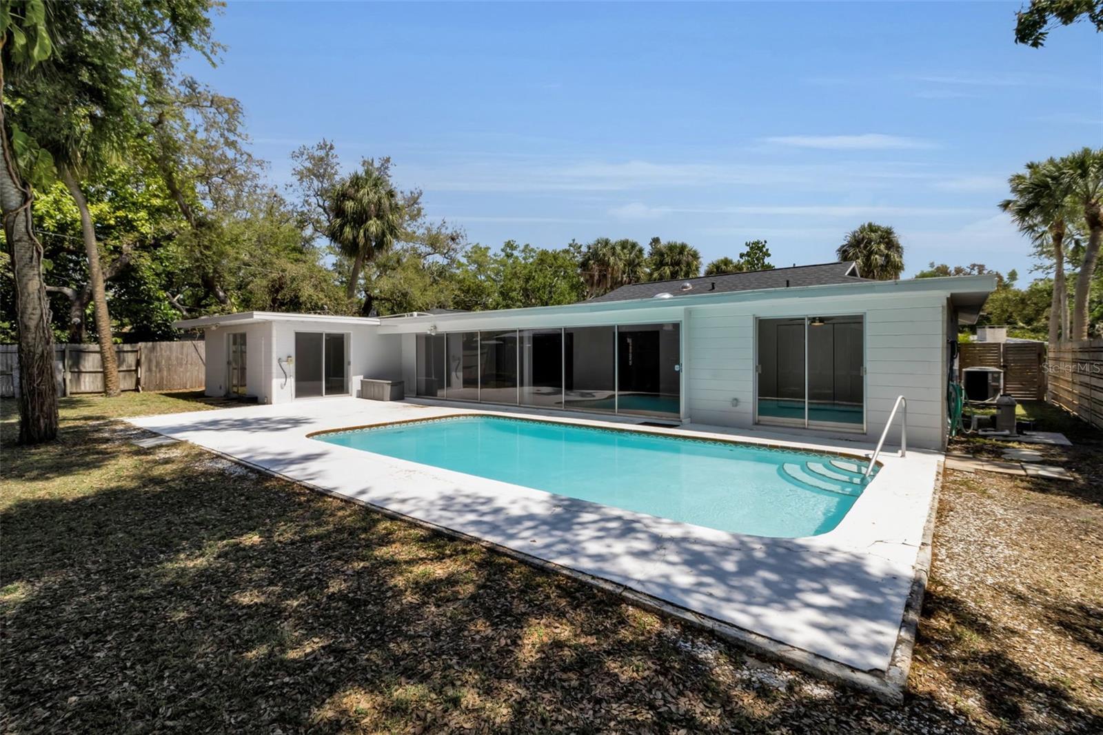 SYLVAN SHORES - Residential