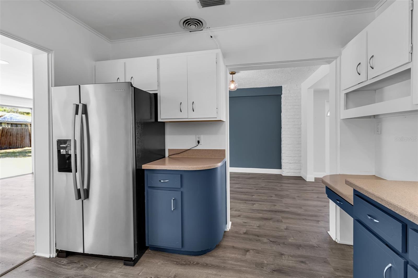 SYLVAN SHORES - Residential