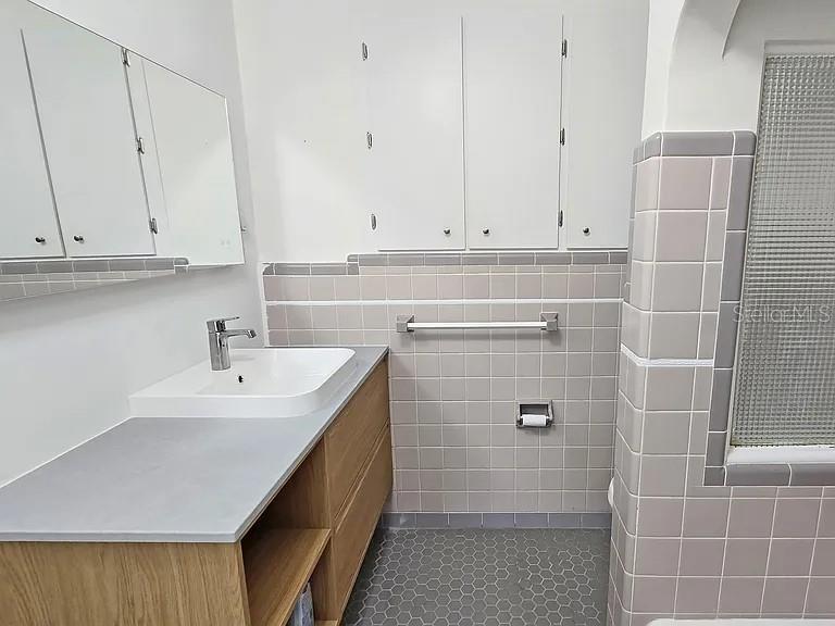 SYLVAN SHORES - Residential