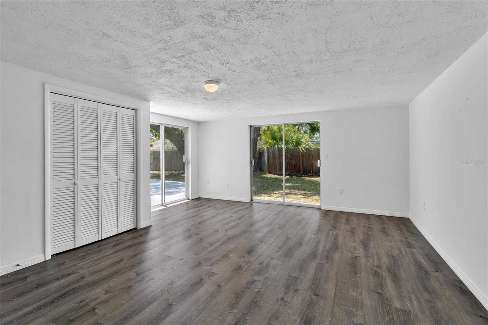 SYLVAN SHORES - Residential