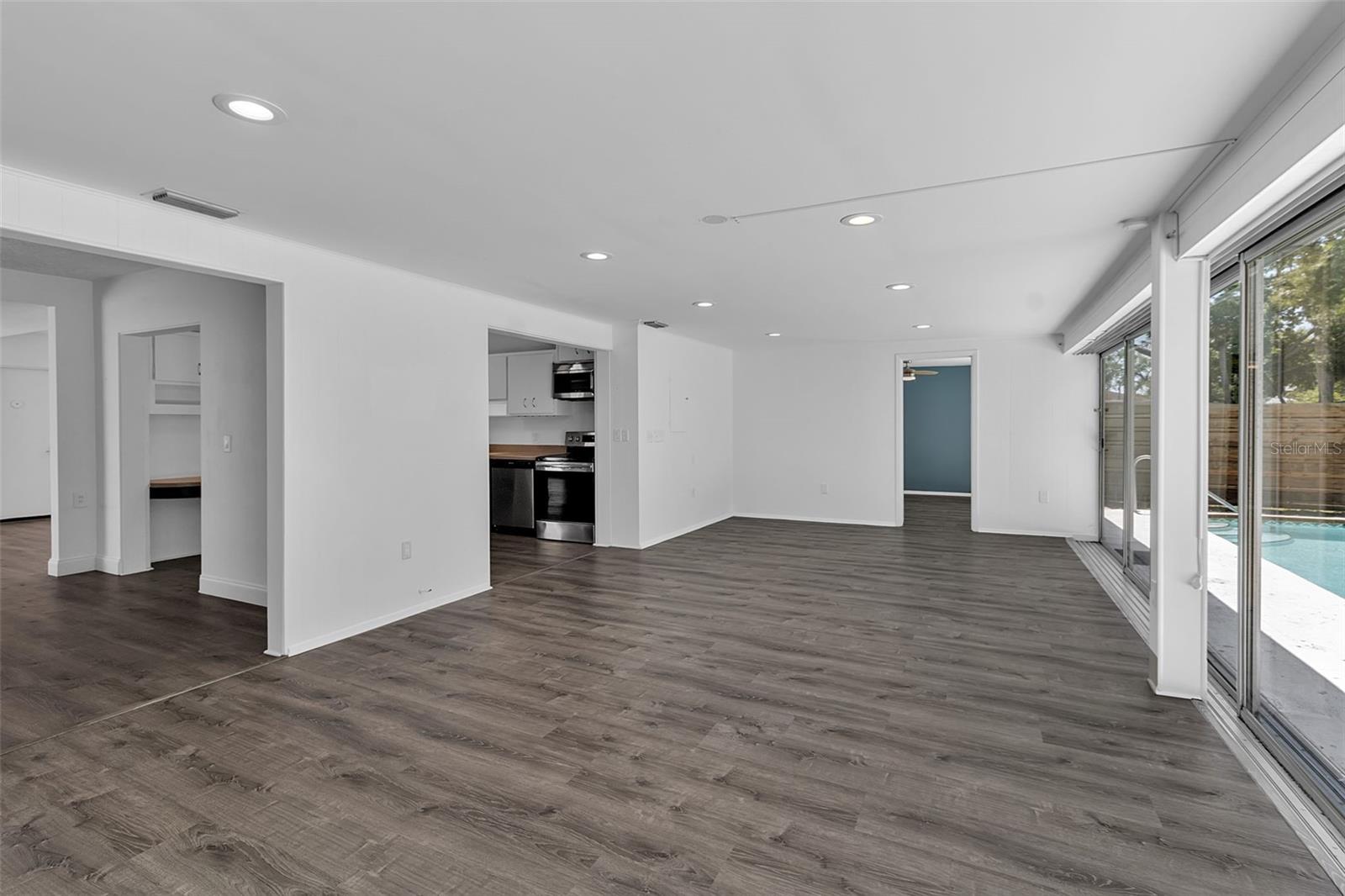 SYLVAN SHORES - Residential