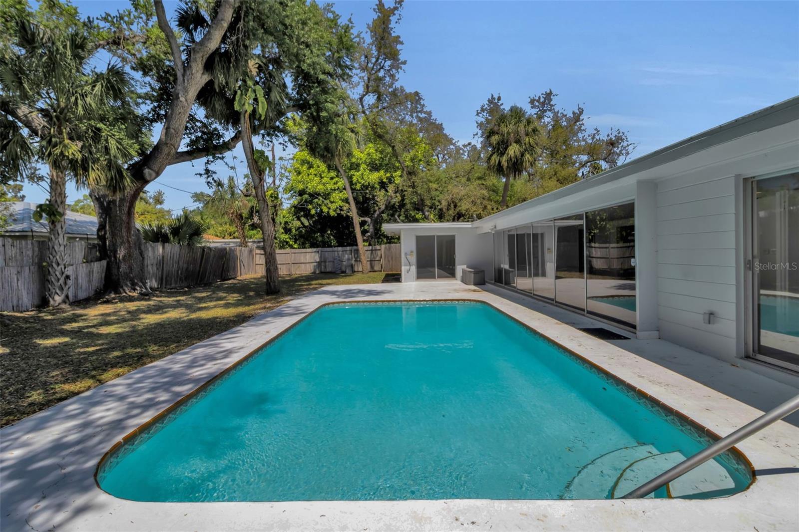 SYLVAN SHORES - Residential