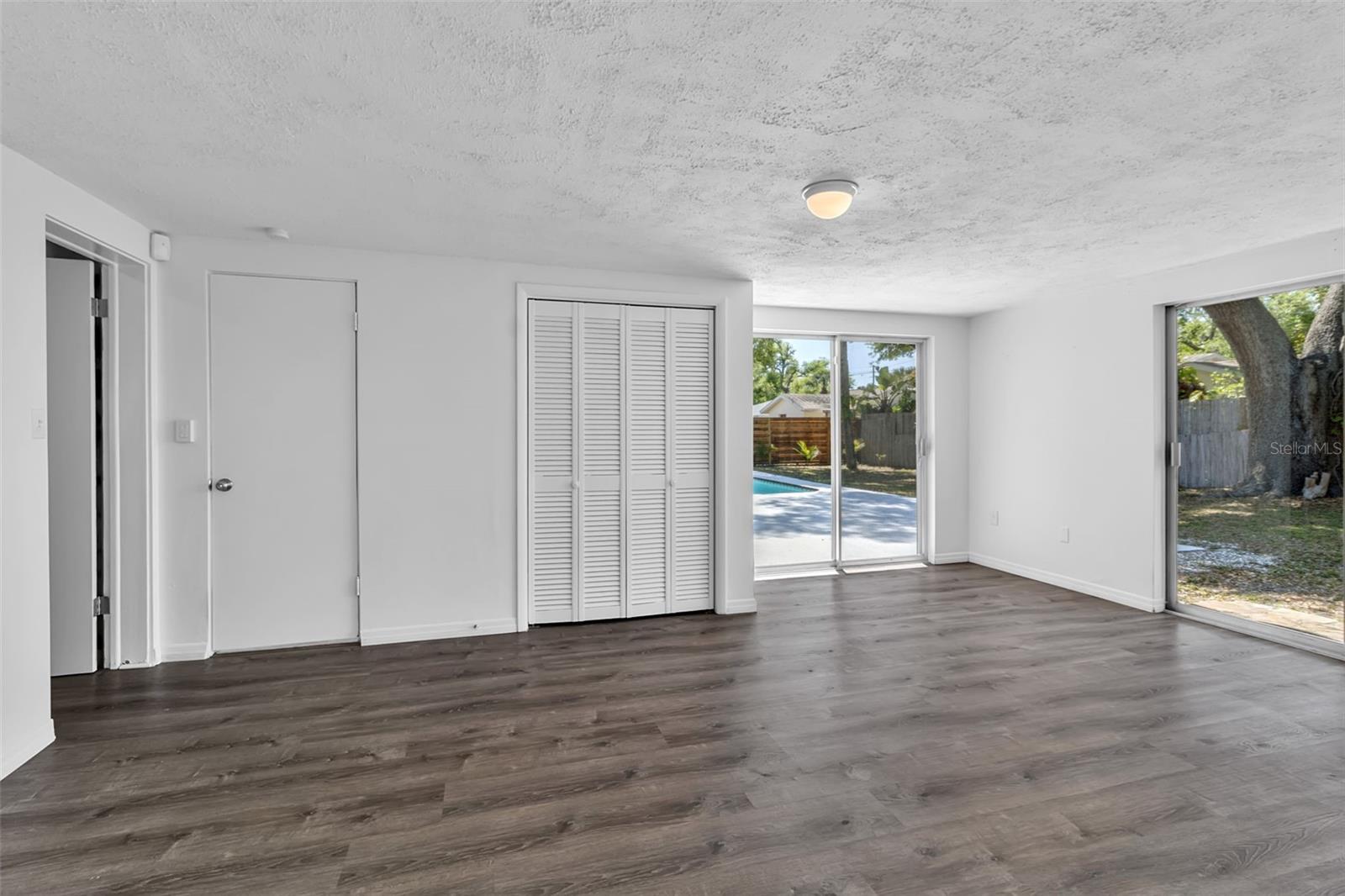 SYLVAN SHORES - Residential