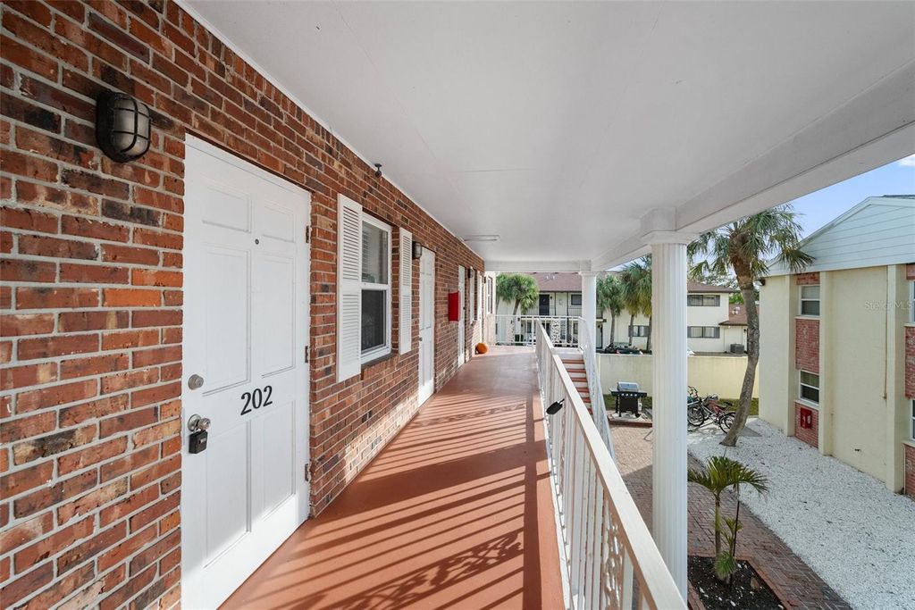 Photo of 380 Base Avenue E #202, Venice, FL 34285 (MLS # C7525299)