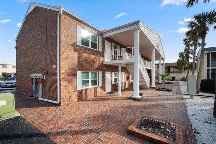 Photo 1 of 15 — 380 BASE AVENUE E 202, VENICE, FL 34285