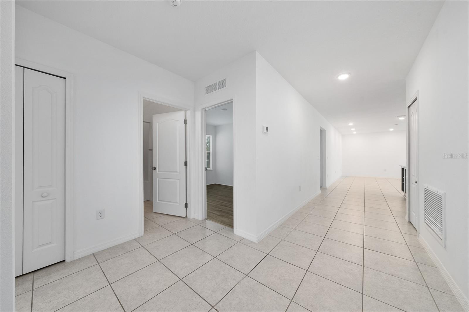 CALABAY CROSSING - Residential