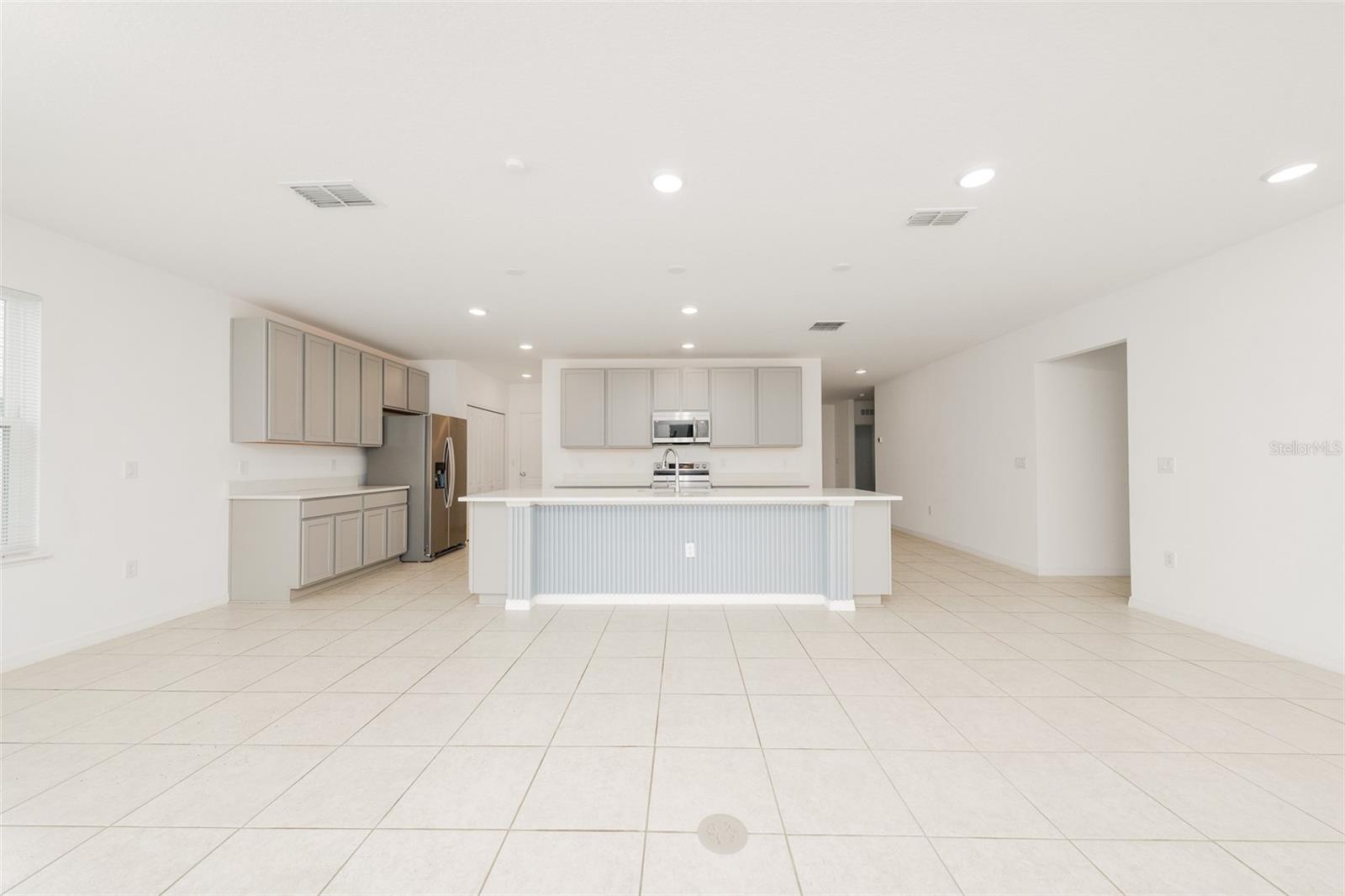 CALABAY CROSSING - Residential