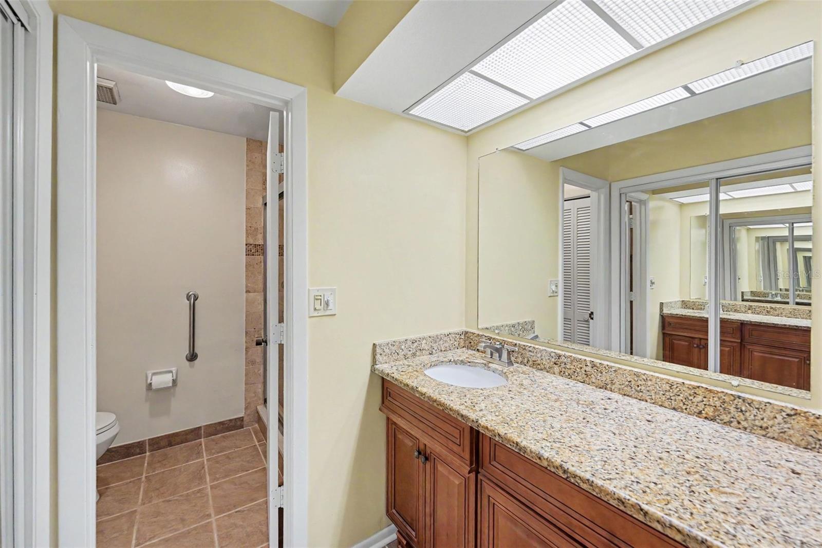 EAST LAKE WOODLANDS CLUSTER HOMES - Residential