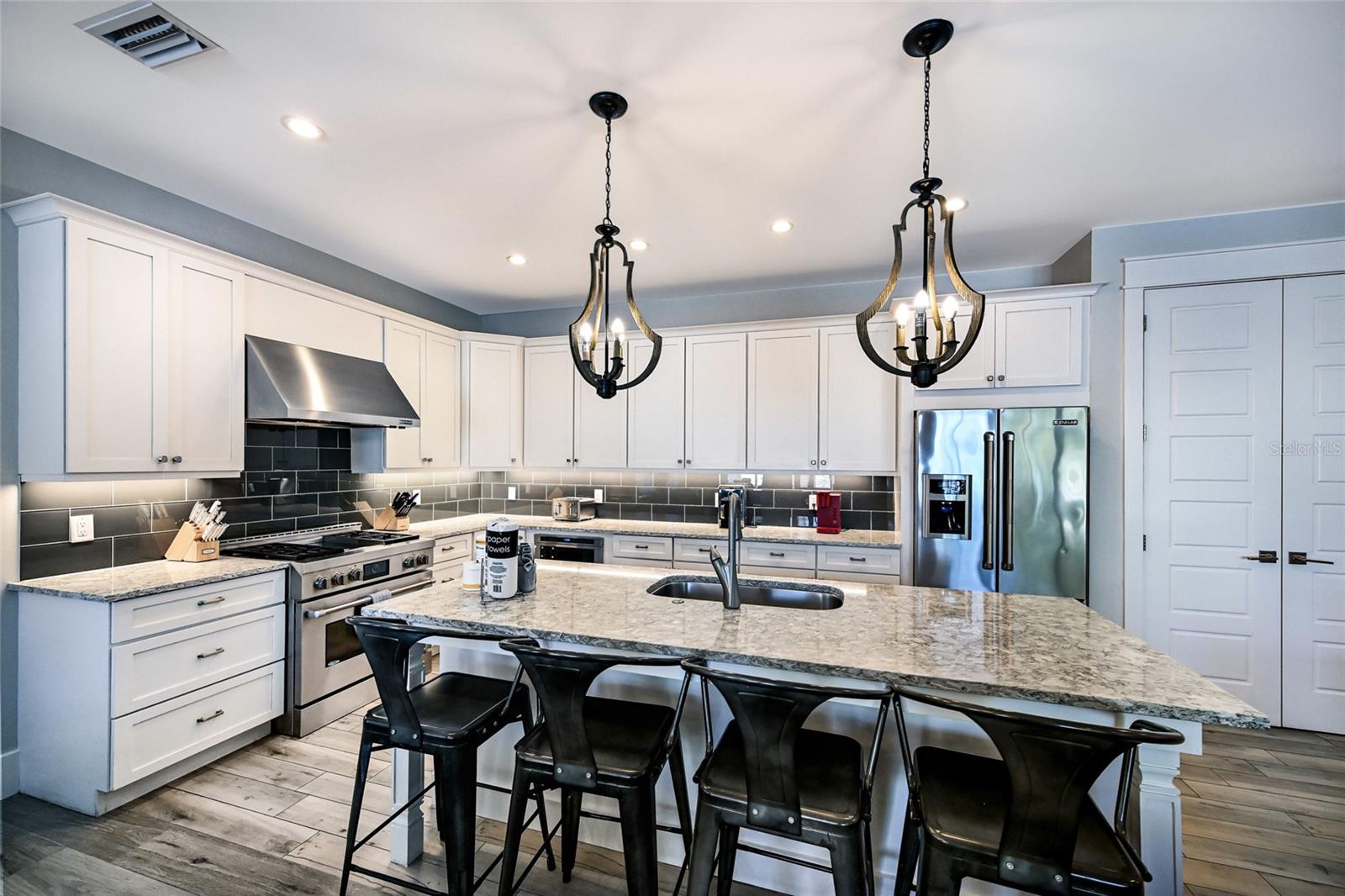 SOUTH BAY BEACH REP - Residential