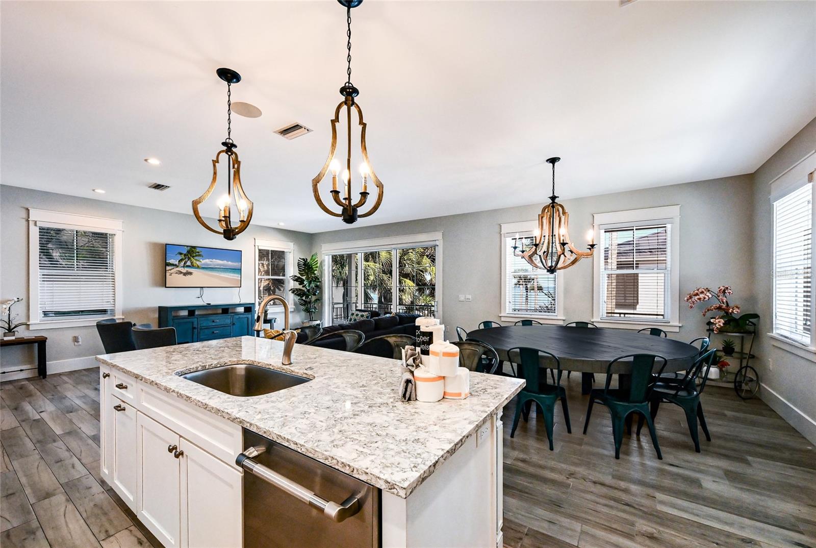 SOUTH BAY BEACH REP - Residential