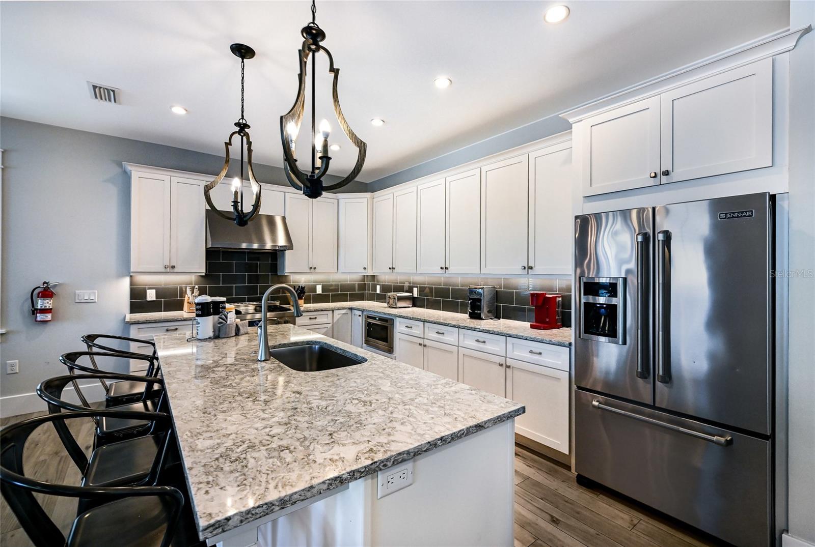 SOUTH BAY BEACH REP - Residential