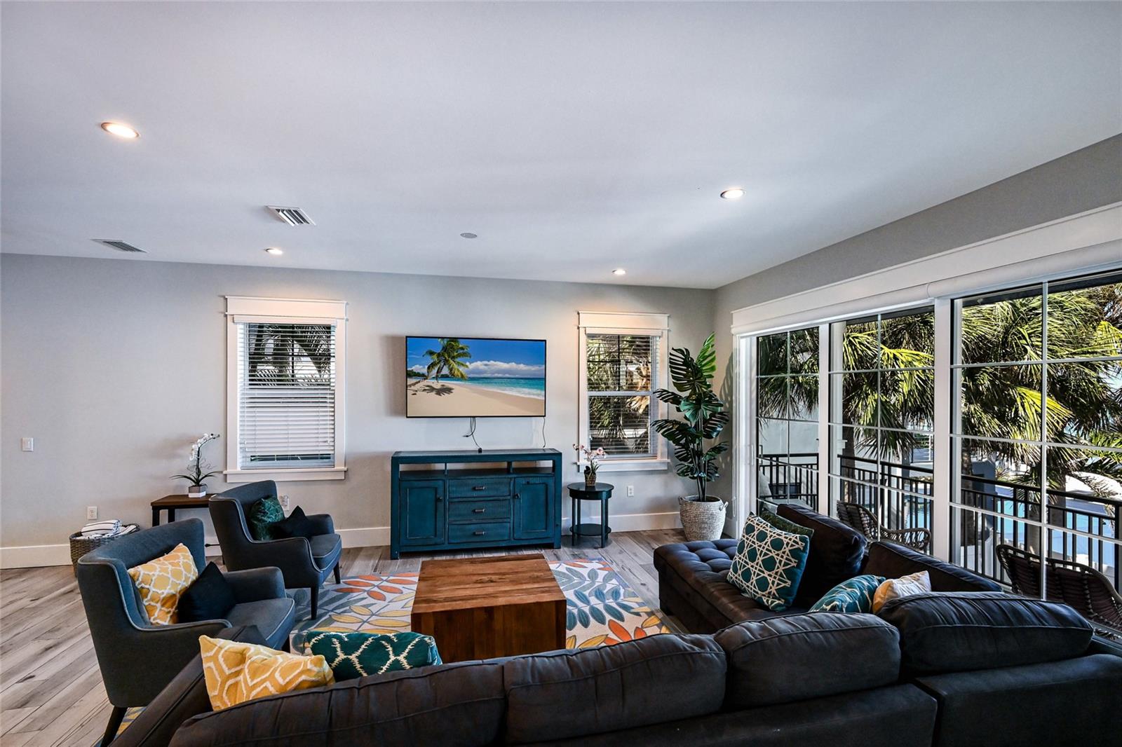 SOUTH BAY BEACH REP - Residential